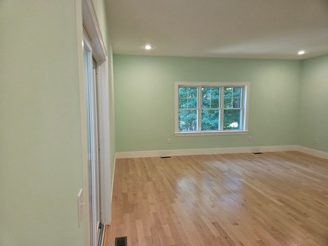 102 Highland St., Concord, MA 01742