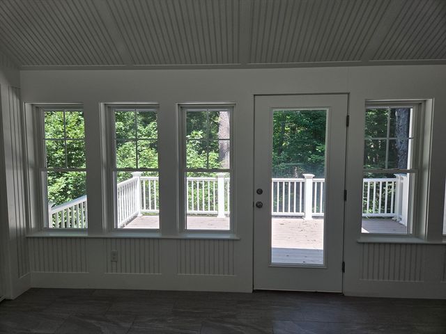 102 Highland St., Concord, MA 01742