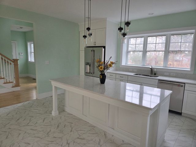102 Highland St., Concord, MA 01742