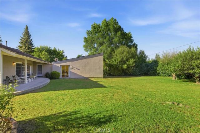 5430 Corbin Avenue, Tarzana, CA 91356