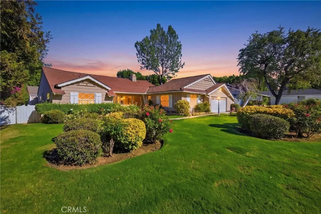 5430 Corbin Avenue, Tarzana, CA 91356