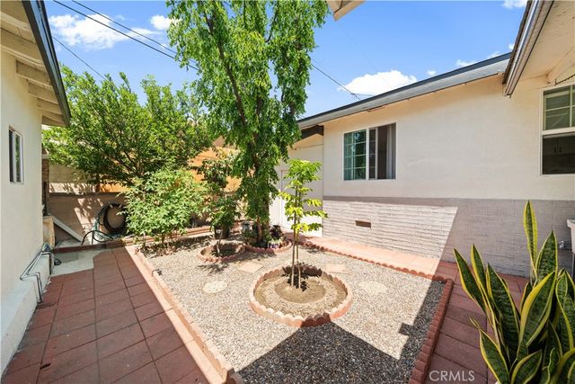 2297 Cogswell Rd, El Monte, CA 91732