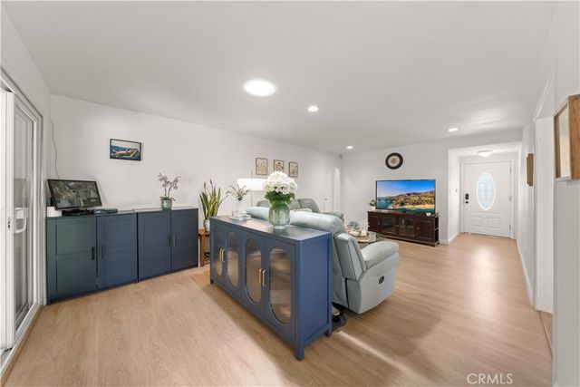2297 Cogswell Rd, El Monte, CA 91732