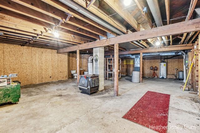 10136 Connelley Avenue, Greenville, MI 48838