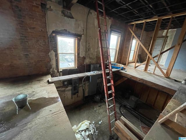 917 NOBLE STREET, Anniston, AL 36207