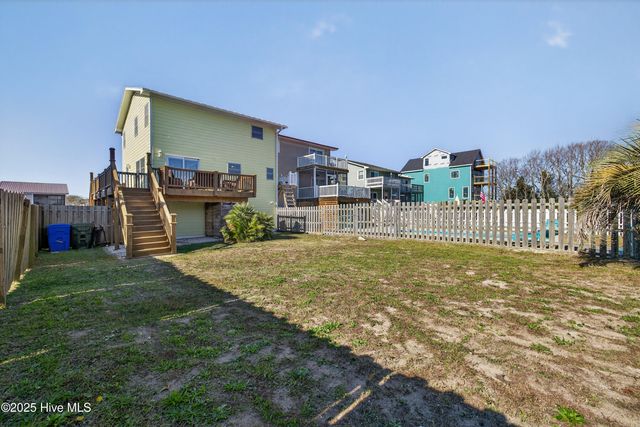 216 Oyster Lane, N Topsail Beach, NC 28460