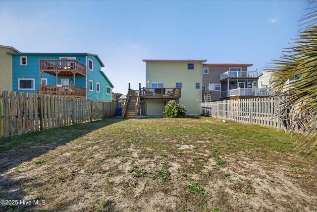 216 Oyster Lane, N Topsail Beach, NC 28460