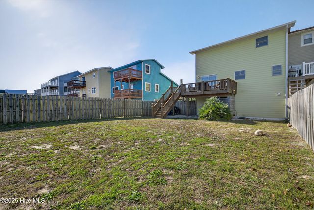 216 Oyster Lane, N Topsail Beach, NC 28460