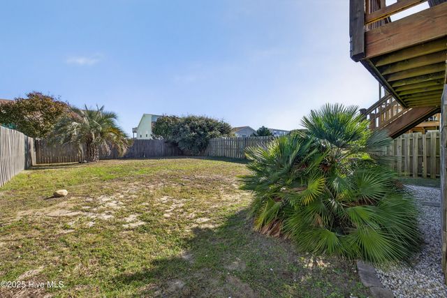 216 Oyster Lane, N Topsail Beach, NC 28460