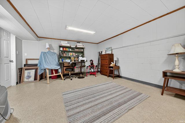 1004 Timbercrest Drive, Logansport, IN 46947