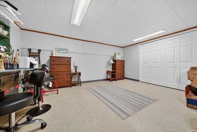 1004 Timbercrest Drive, Logansport, IN 46947