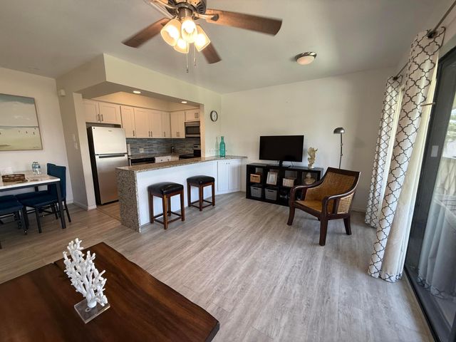 3208 SE 11TH Street 202, Pompano Beach, FL 33062
