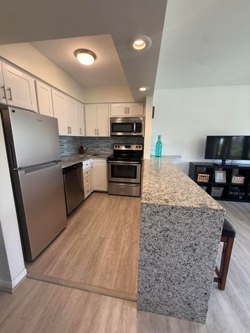 3208 SE 11TH Street 202, Pompano Beach, FL 33062