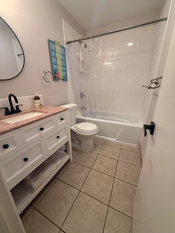 3208 SE 11TH Street 202, Pompano Beach, FL 33062