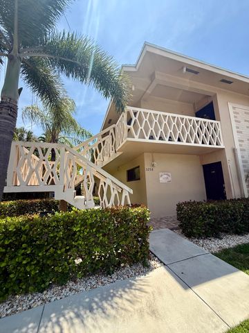 3208 SE 11TH Street 202, Pompano Beach, FL 33062