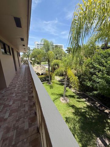 3208 SE 11TH Street 202, Pompano Beach, FL 33062