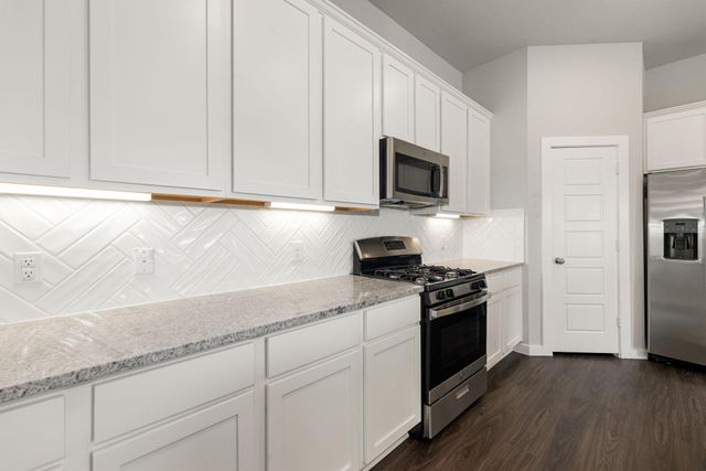 2303 Gentle Breeze Lane, Baytown, TX 77523