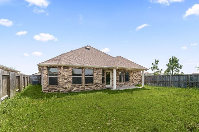 2303 Gentle Breeze Lane, Baytown, TX 77523