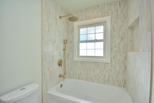 2106 Murphy Woods ROAD, Beloit, WI 53511