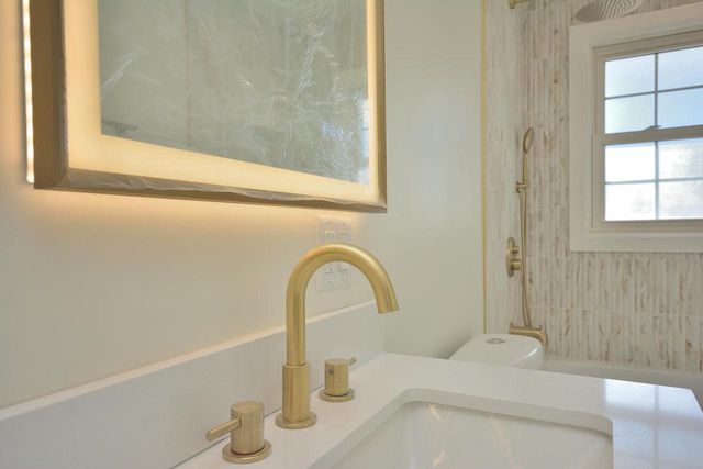 2106 Murphy Woods ROAD, Beloit, WI 53511