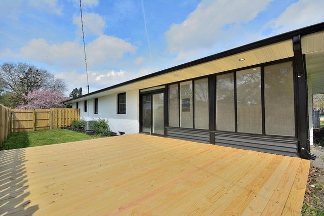 2106 Murphy Woods ROAD, Beloit, WI 53511