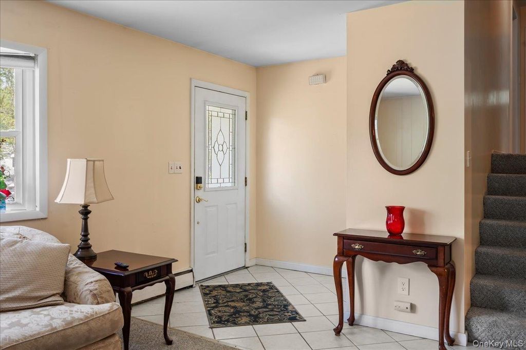 147 Lockwood Road, Cortlandt Manor, NY 10567 — photo 2