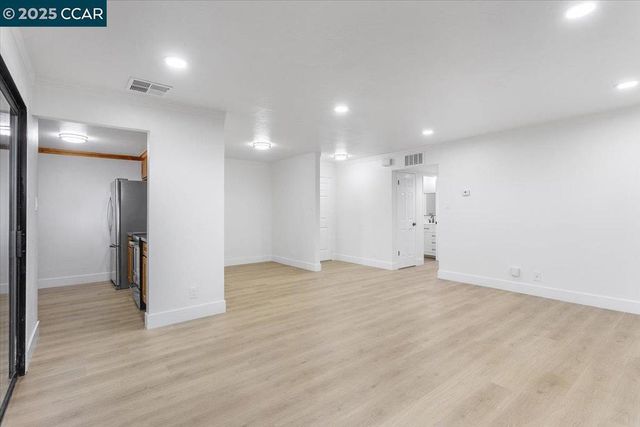 2405 Sunny Ln 3, Antioch, CA 94509