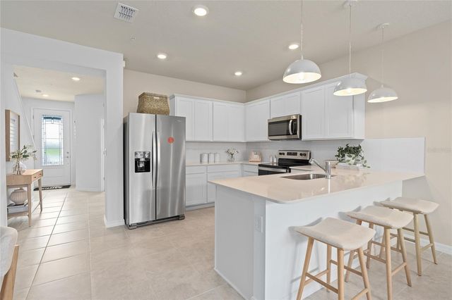 10566 EVENING STAR STREET, Orlando, FL 32829