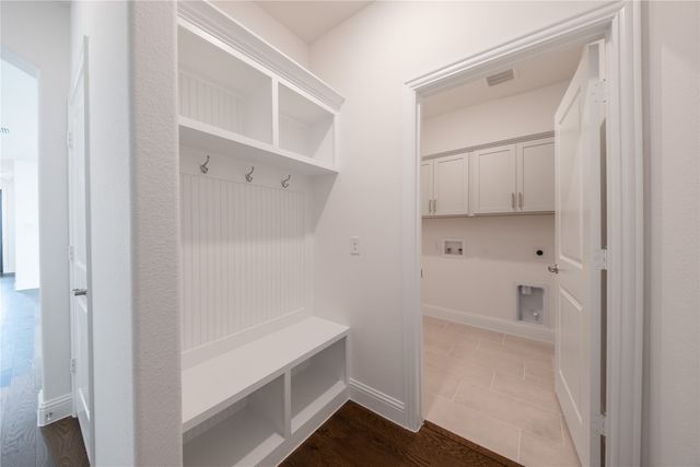 8805 Acorn Avenue, Justin, TX 76247