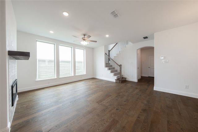 8805 Acorn Avenue, Justin, TX 76247