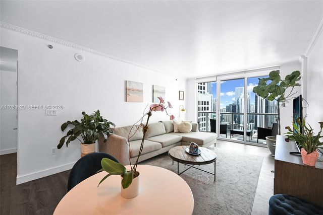 55 SE 6th St 3404, Miami, FL 33131