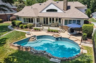 18916 Riverwind Lane, Davidson, NC 28036