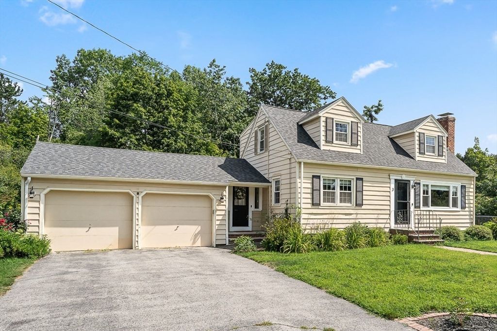 3 Butternut Lane, Methuen, MA 01844