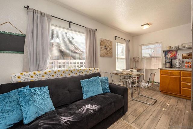 830 Pismo, San Diego, CA 92109