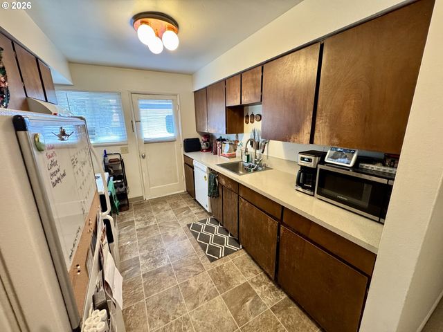 202 Se 157TH Ave, Vancouver, WA 98684