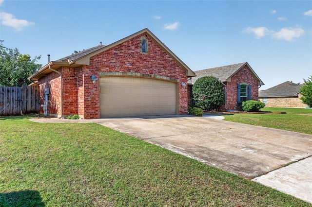 346 Pacific Crest Trail, Edmond, OK 73003