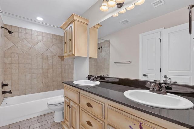 346 Pacific Crest Trail, Edmond, OK 73003