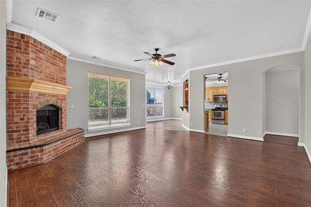 346 Pacific Crest Trail, Edmond, OK 73003