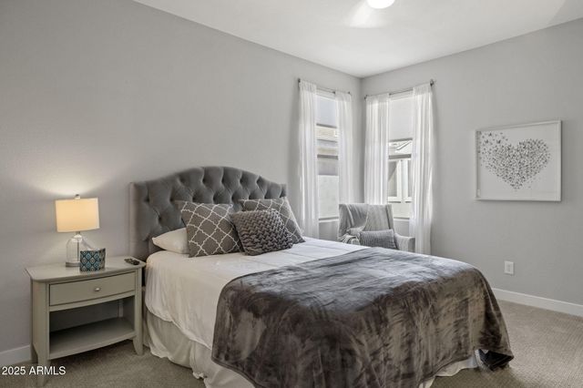 15221 N CLUBGATE Drive 2028, Scottsdale, AZ 85254