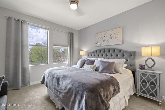 15221 N CLUBGATE Drive 2028, Scottsdale, AZ 85254