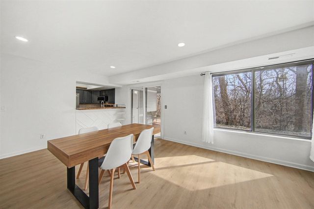 300 Briarcrest Drive 140, Ann Arbor, MI 48104