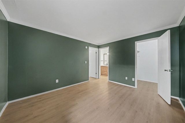 300 Briarcrest Drive 140, Ann Arbor, MI 48104