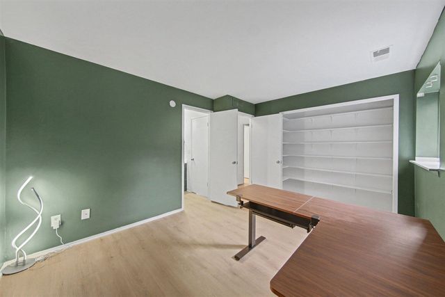 300 Briarcrest Drive 140, Ann Arbor, MI 48104