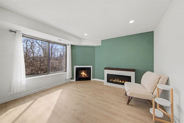 300 Briarcrest Drive 140, Ann Arbor, MI 48104