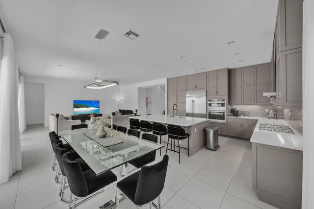 8804 Skyward Street, Boca Raton, FL 33496