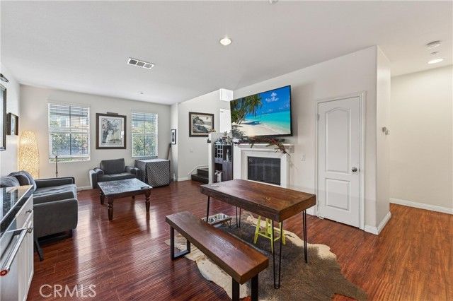 374 Aviator, Tustin, CA 92782