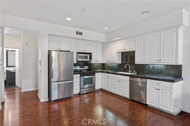 374 Aviator, Tustin, CA 92782