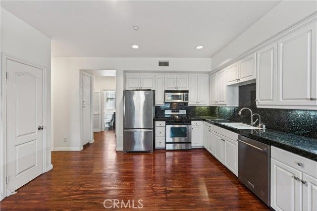 374 Aviator, Tustin, CA 92782