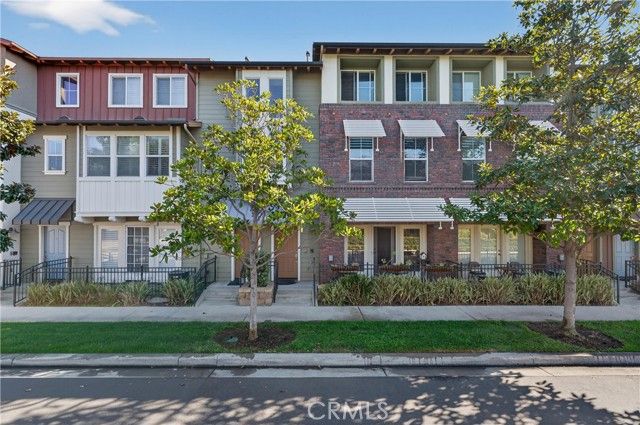 374 Aviator, Tustin, CA 92782