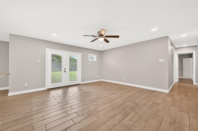 9219 Kostelnik Street, Needville, TX 77461